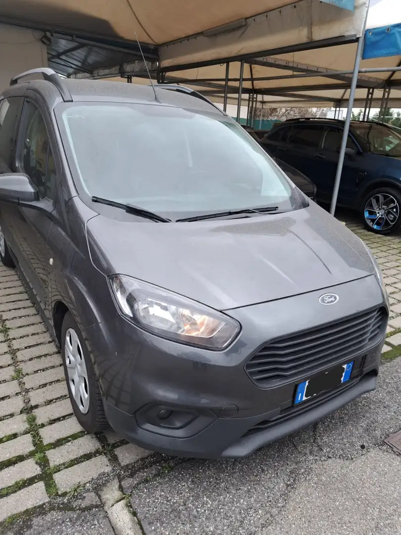 Ford Transit Courier - 1