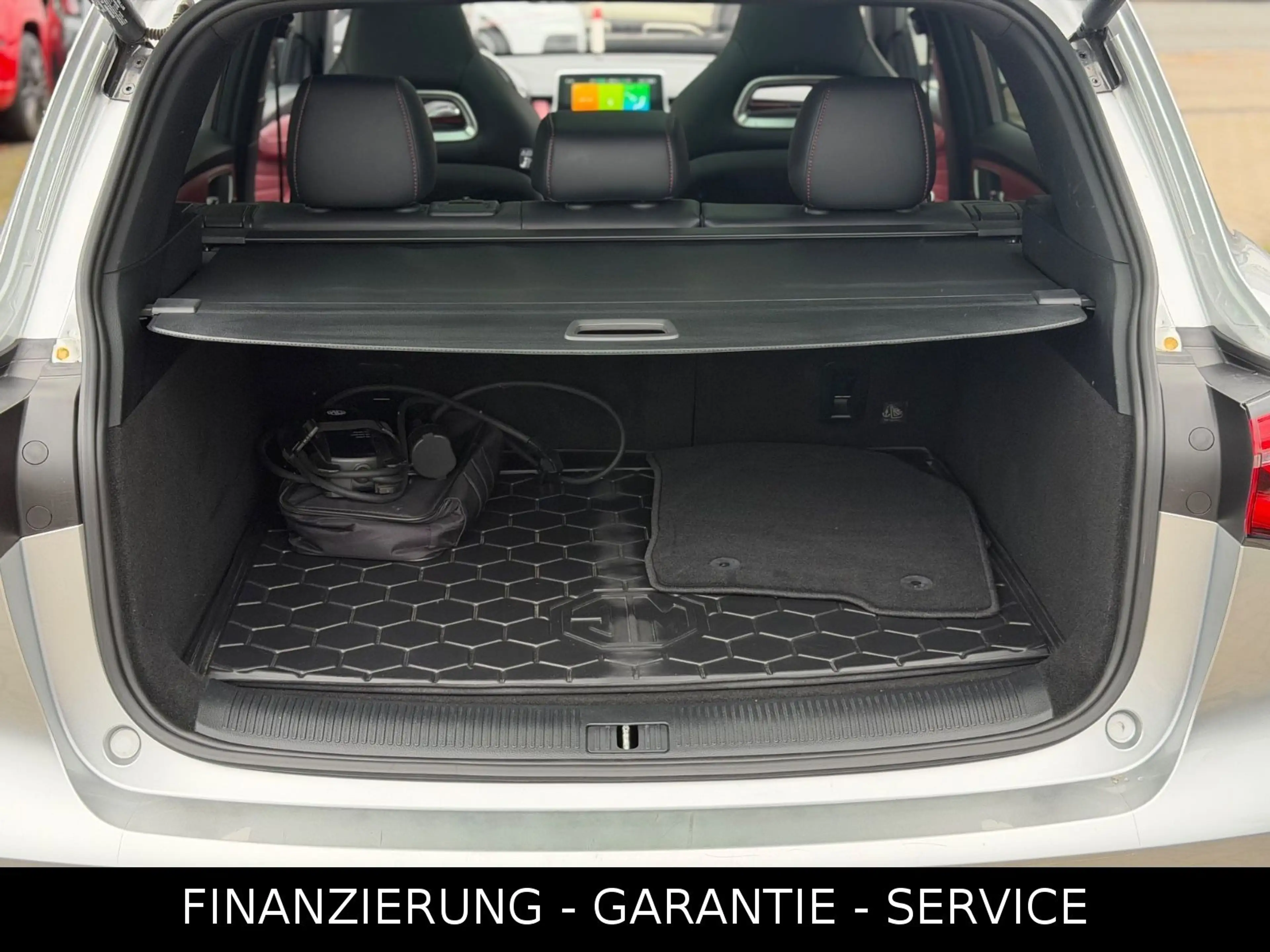 MG EHS LUXURY 1,5PHEV/PANO/360CAM/ACC/SPUR/NAVI/LED — photo 14