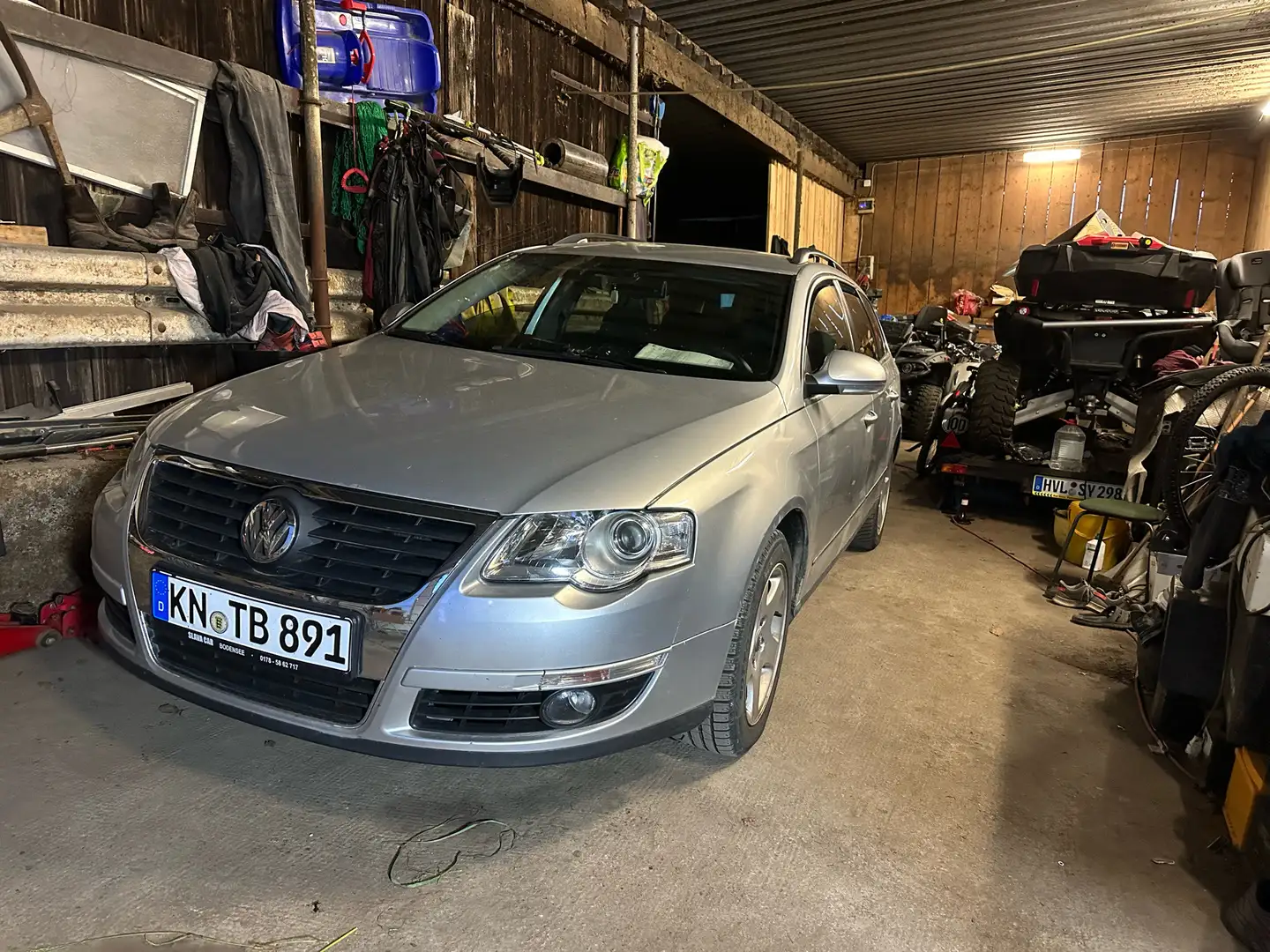 Volkswagen Passat Automatik Trend - 1
