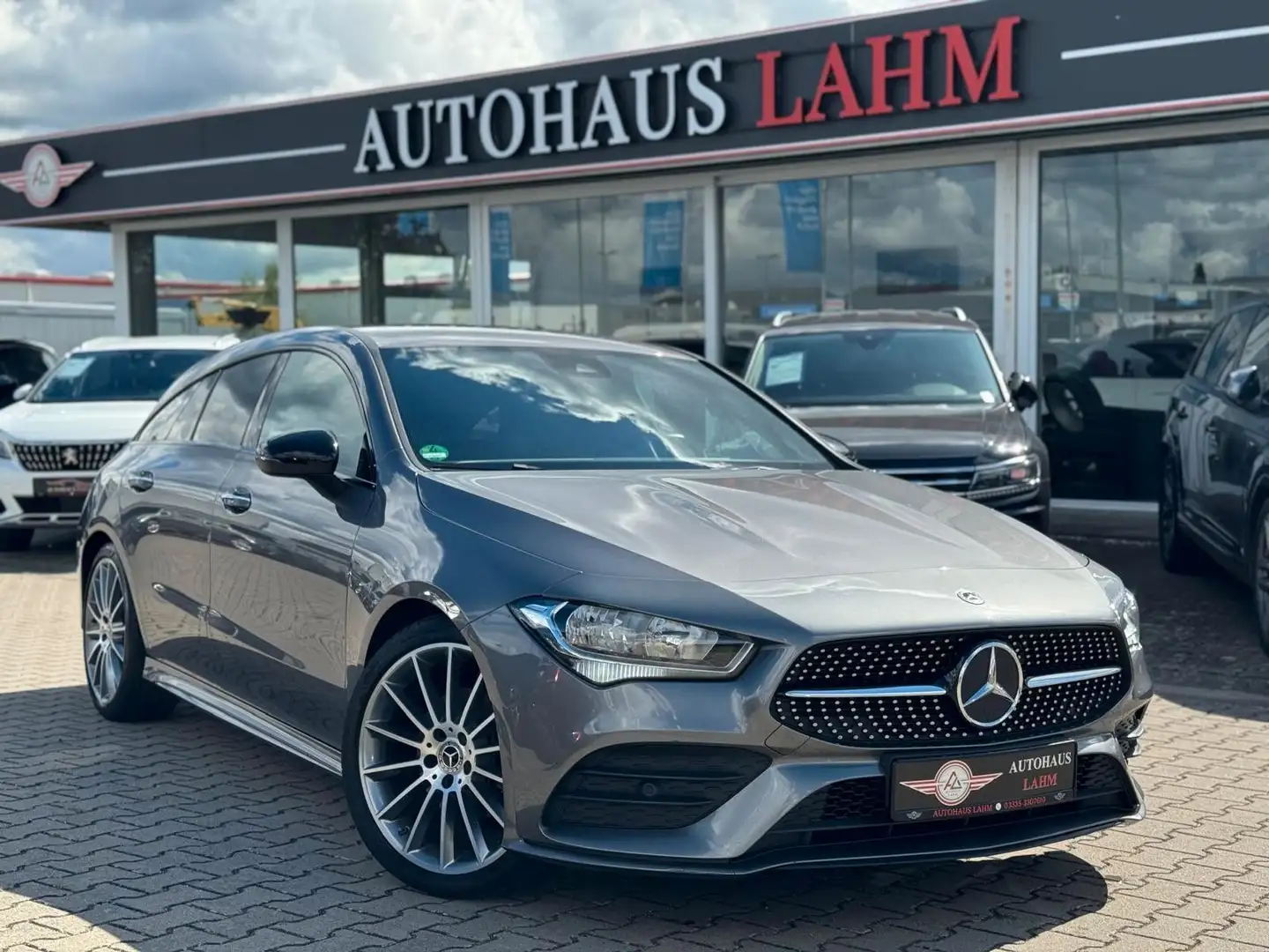 Mercedes-Benz CLA 200 d 4Matic SB 8G-DCT"AMG-LINE"KEYLESS*AMBIE Gris - 1