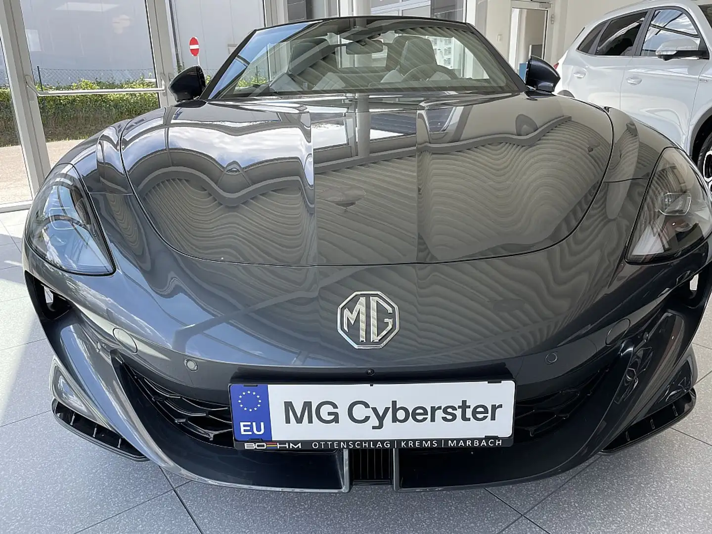 MG Cyberster 77kWh GT Grigio - 2