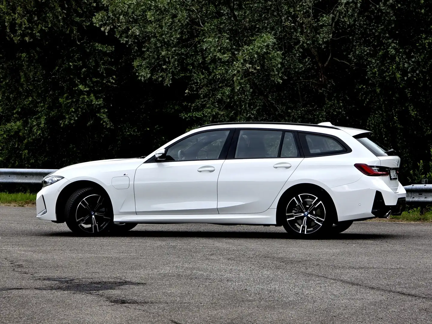 BMW 330 Touring 330e Touring M Sport PHEV BTW Aftrekbaar Blanc - 2