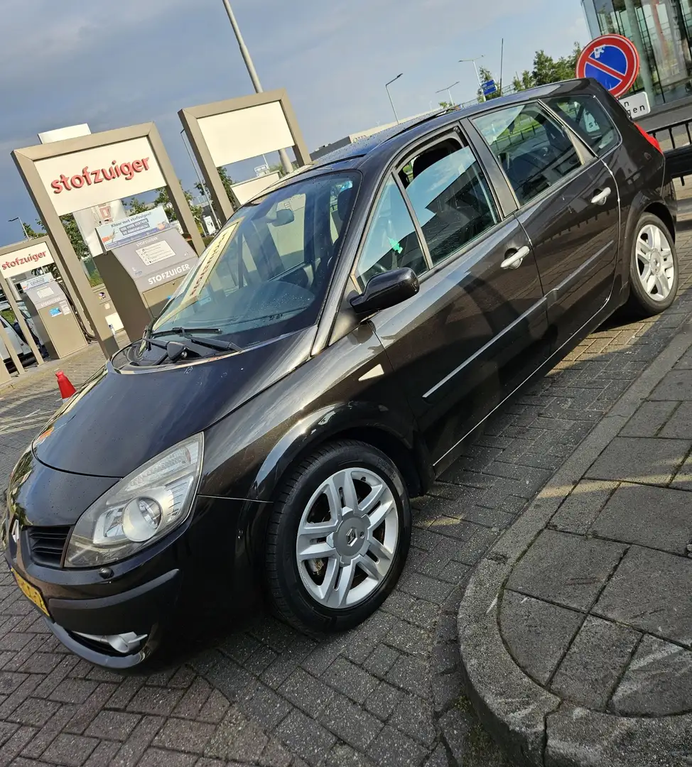 Renault Scenic 2.0-16V Tech L. 7p. Zwart - 1