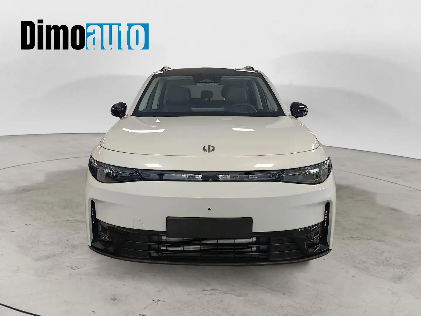 Leapmotor C10 REEV 28.4 kWh Design Auto Blanco - 2