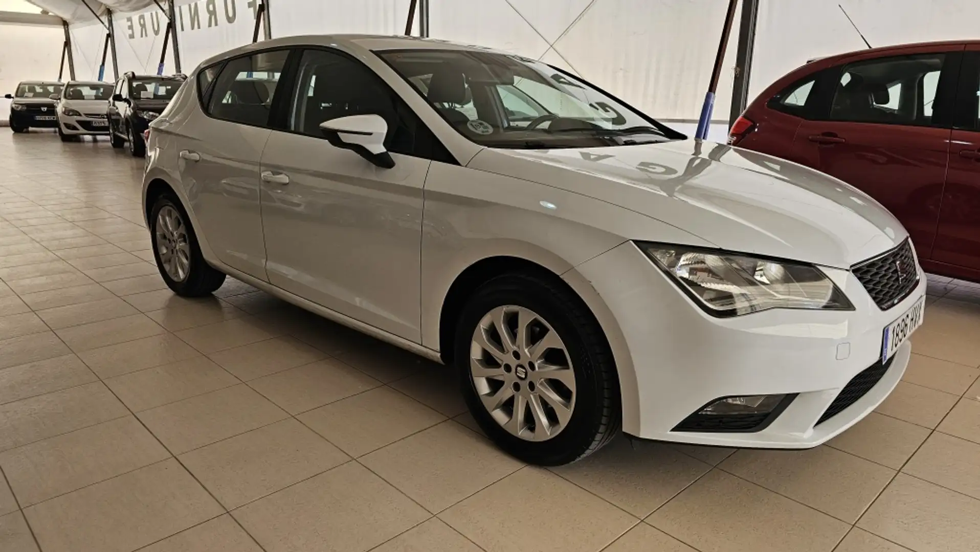SEAT Leon 1.6TDI CR S&S Reference 105 Wit - 1
