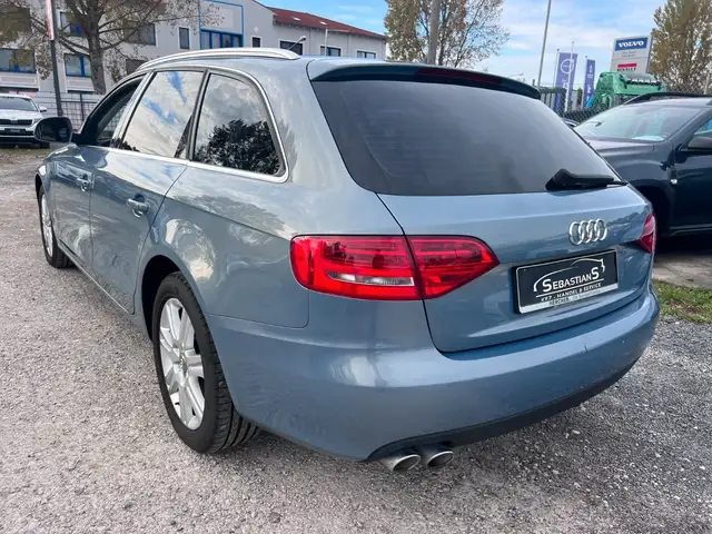 Audi A4 view 6