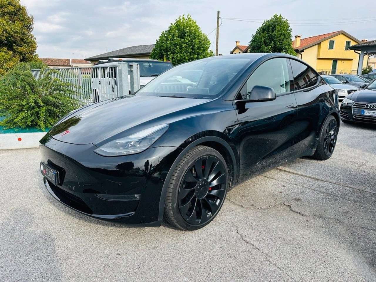 Tesla Model Y Performance AWD Dual Motor