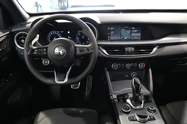 Alfa Romeo Stelvio 2.2 16V 210PS AT8 Q4 Veloce MY26 Ansicht 19