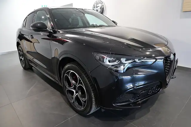 Alfa Romeo Stelvio 2.2 16V 210PS AT8 Q4 Veloce MY26 Ansicht 6
