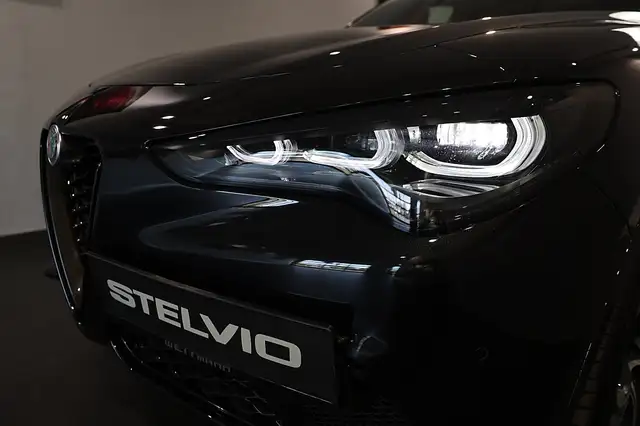 Alfa Romeo Stelvio 2.2 16V 210PS AT8 Q4 Veloce MY26 Ansicht 29