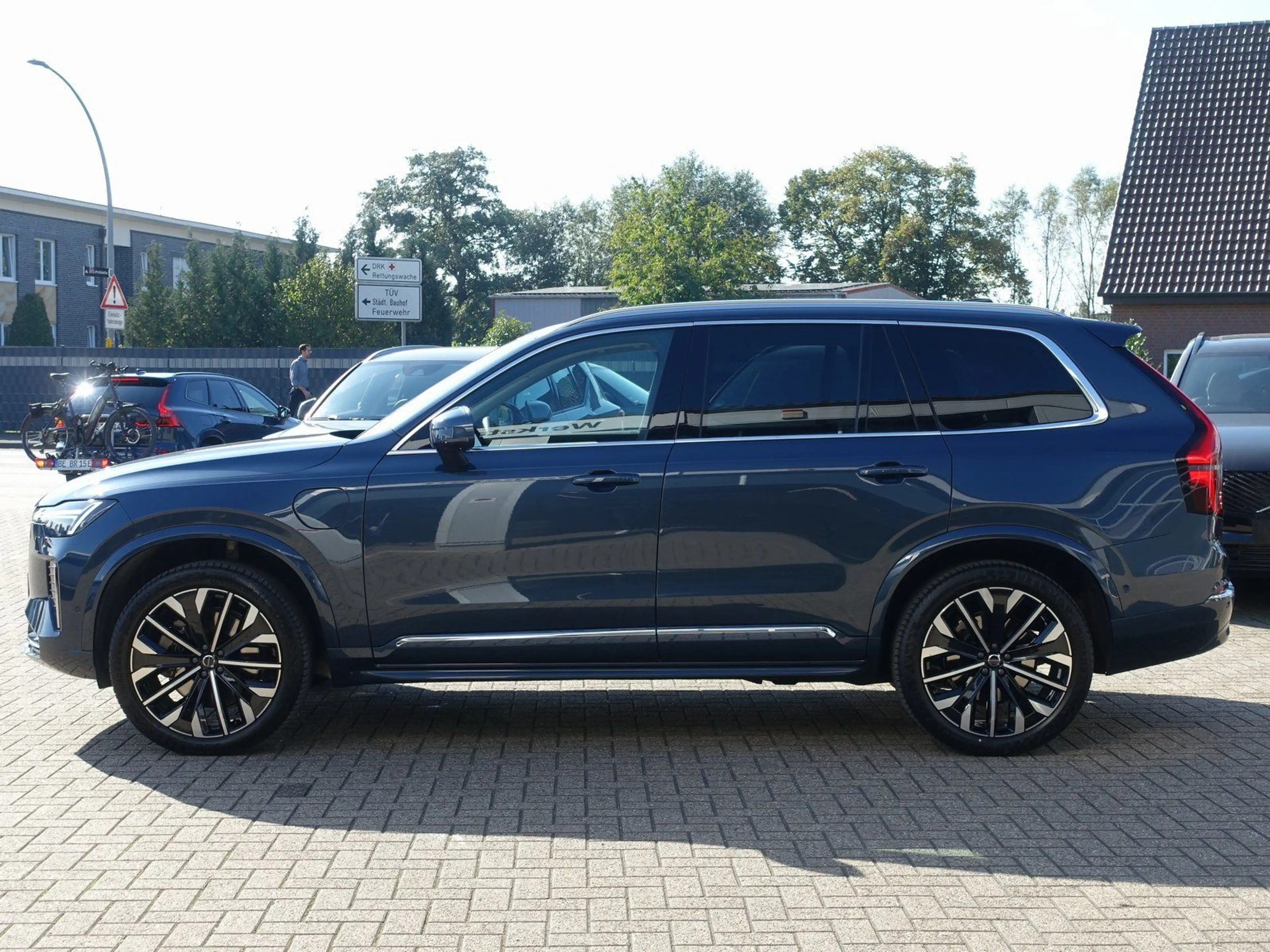 Volvo XC90 Plus T8 AWD Plug-in Hybrid/Pano/H&K/AHK/HUD — photo 6