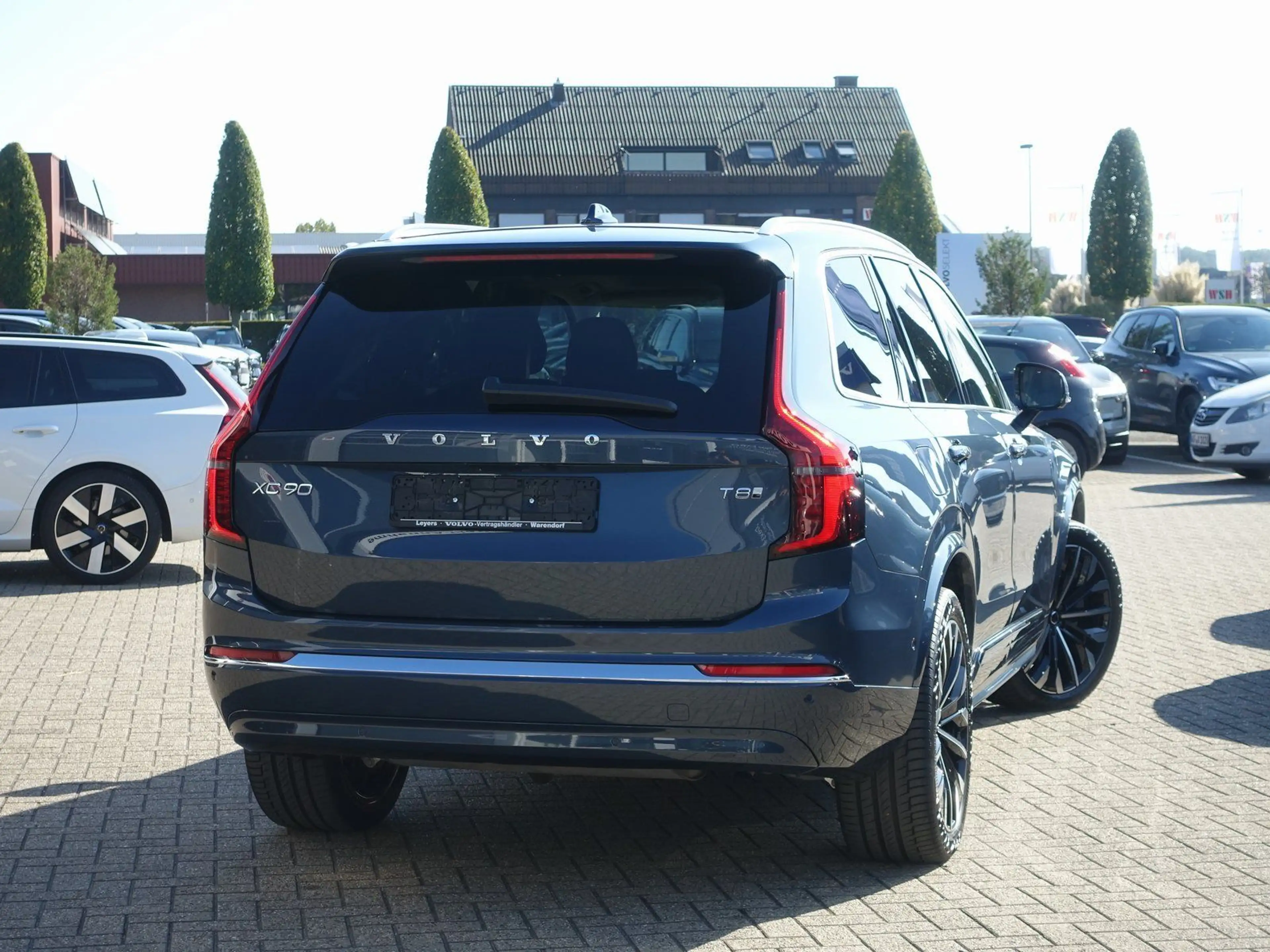 Volvo XC90 Plus T8 AWD Plug-in Hybrid/Pano/H&K/AHK/HUD — photo 2