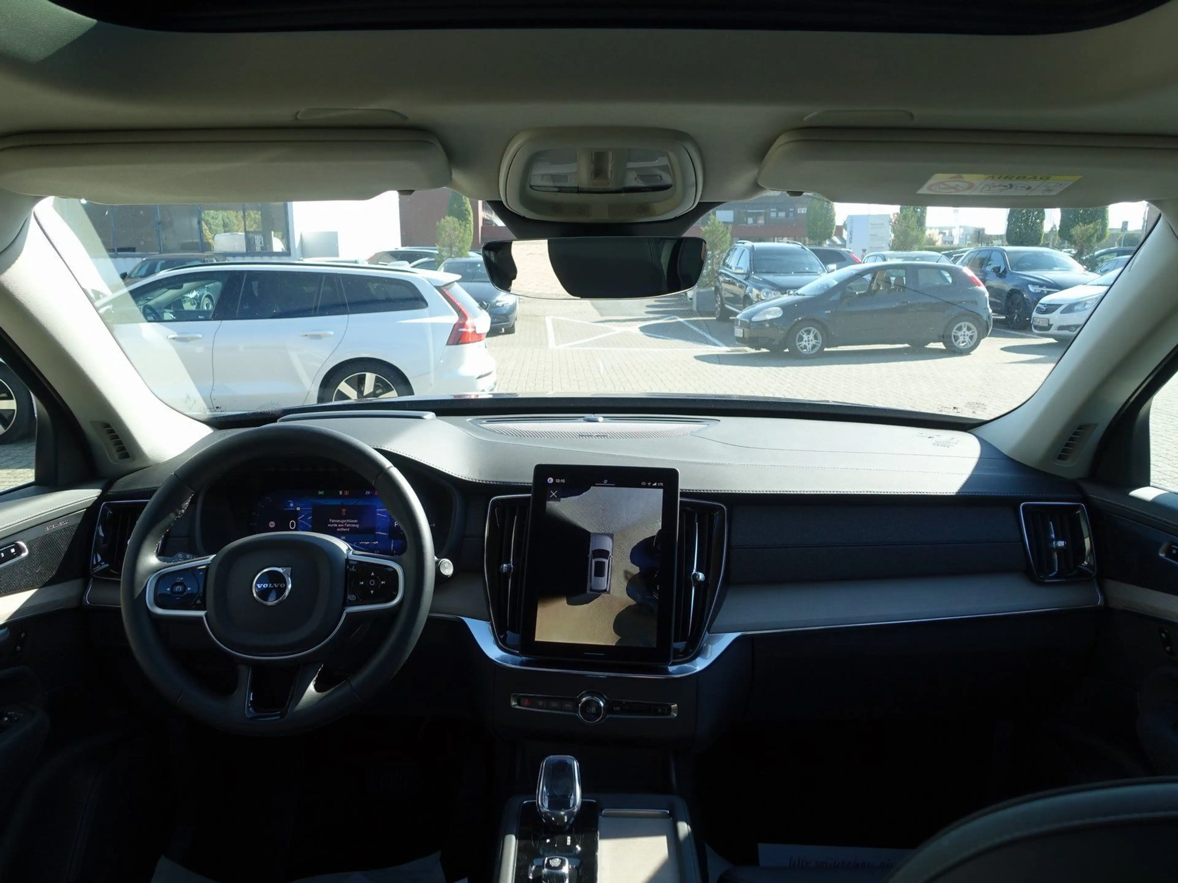Volvo XC90 Plus T8 AWD Plug-in Hybrid/Pano/H&K/AHK/HUD — photo 12