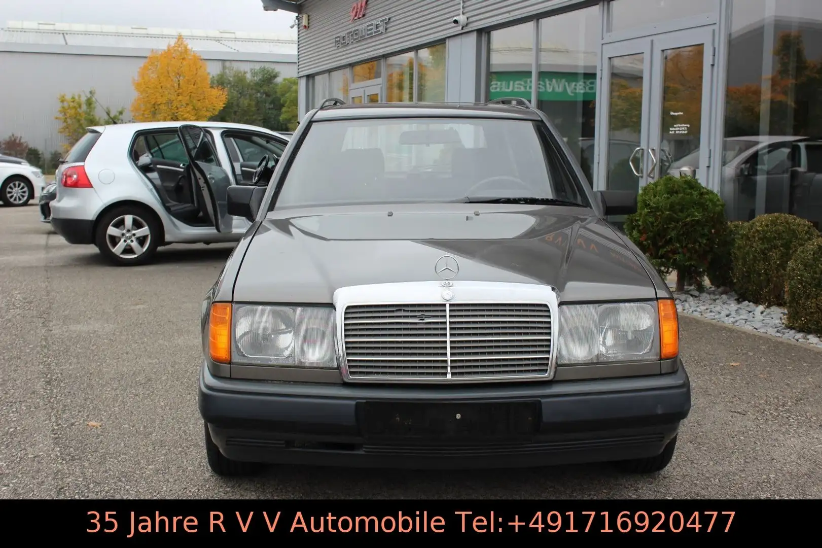 Mercedes-Benz 300 TE, Oldtimer, TÜV neu, 2.Hand Grau - 2