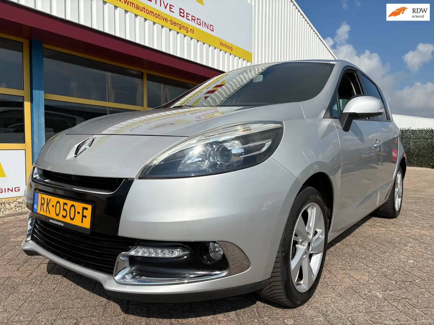 Renault Scenic 1.2 TCe Collection Grijs - 1