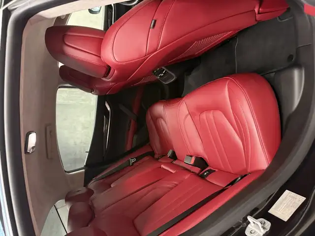 Maserati Gransport view 15