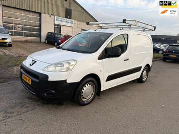 120 1.6 HDI L1 XT Bj:2011 NAP!