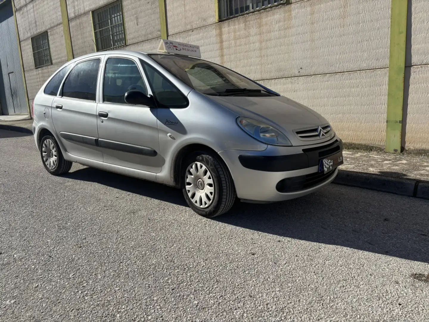 Citroen Xsara Picasso 1.6i SX 110 Grau - 2