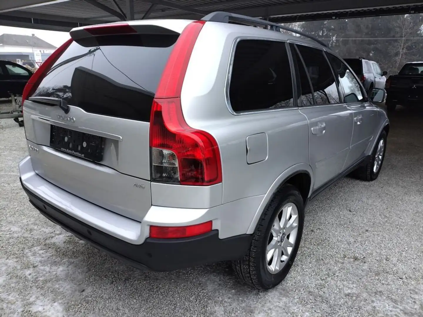Volvo XC90 D5 Momentum 4x4! Serviceheft! Silber - 2