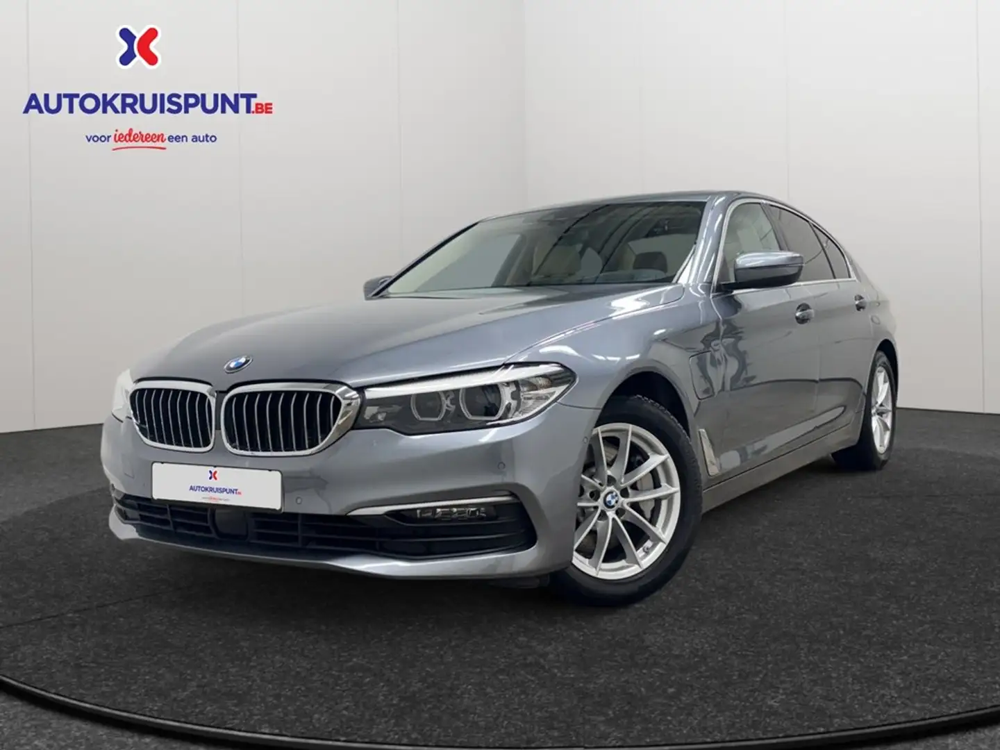 BMW 530 e iPerformance x-drive AUT. Leder GPS Camera Opend Gris - 1