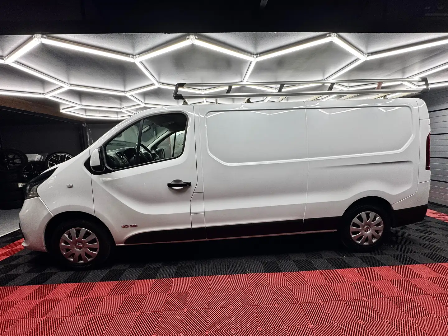 Nissan NV300 🔺NISSAN NV300*ATTACHE REMORQUE*GALERIE TOIT🔺 Blanco - 2