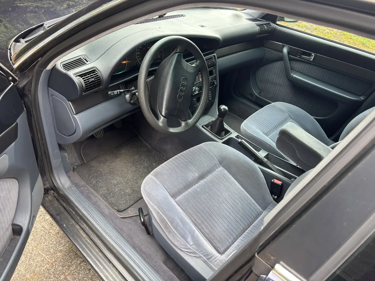 Audi A6 allroad 2.6 Blauw - 2