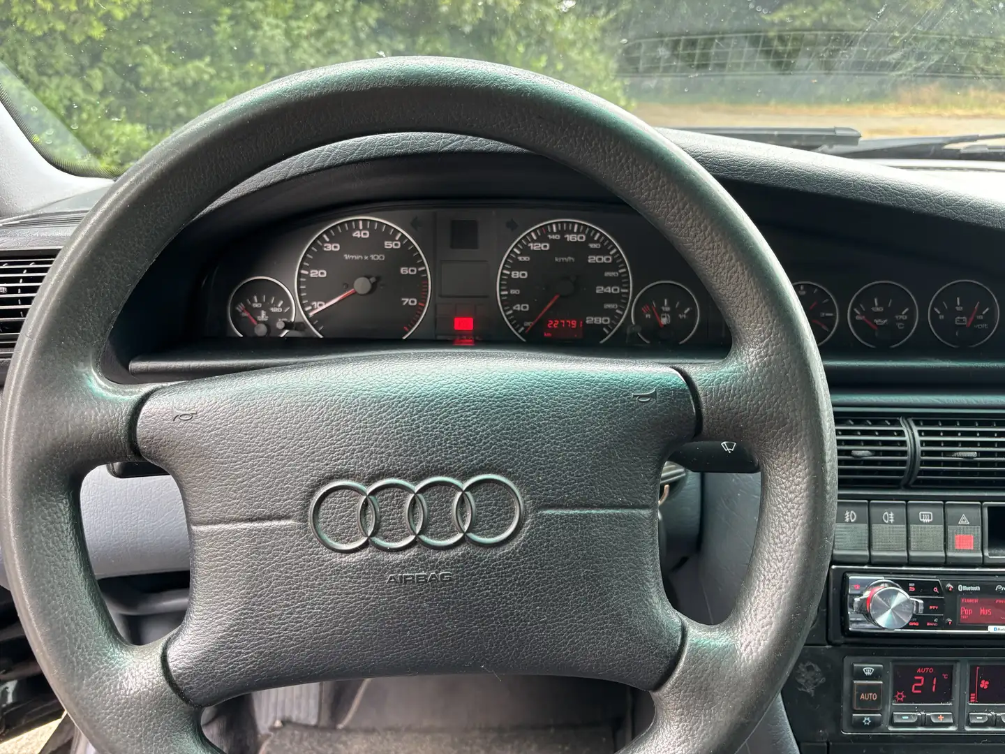 Audi A6 allroad 2.6 Blauw - 1
