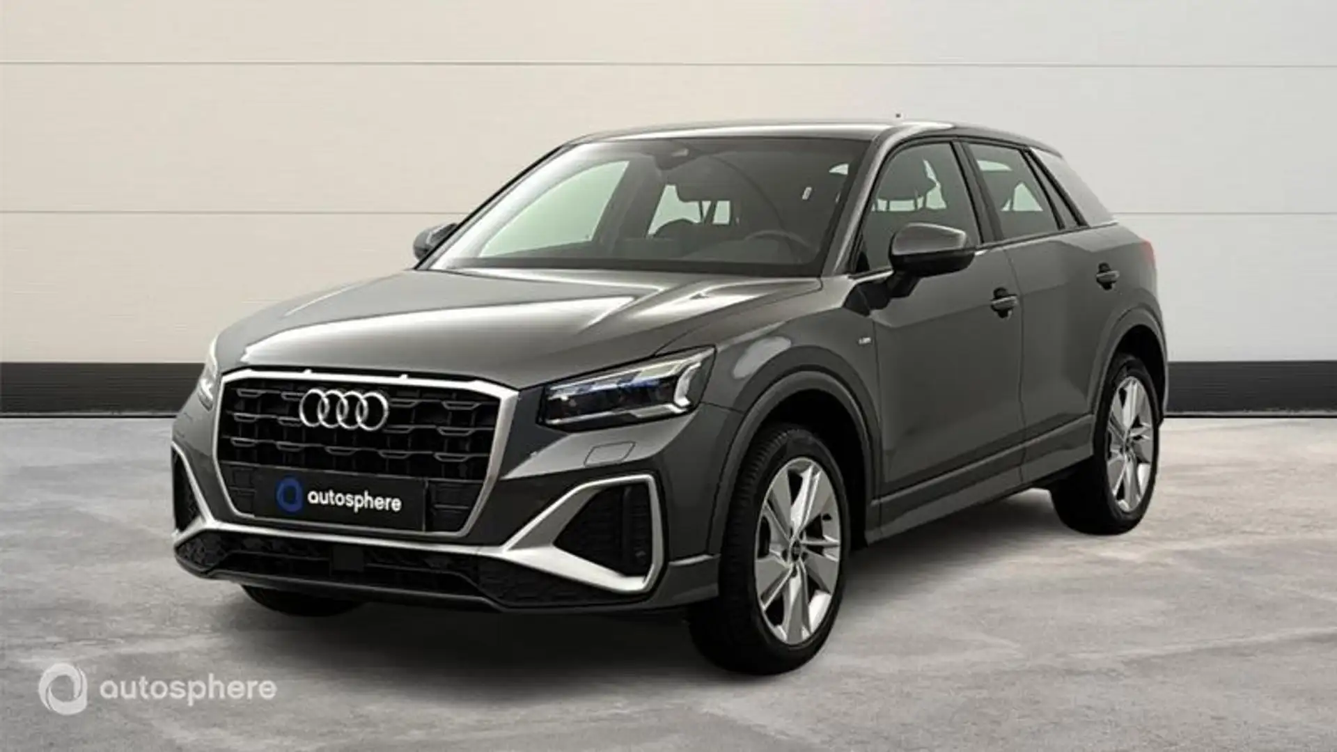 AUDI Q2
