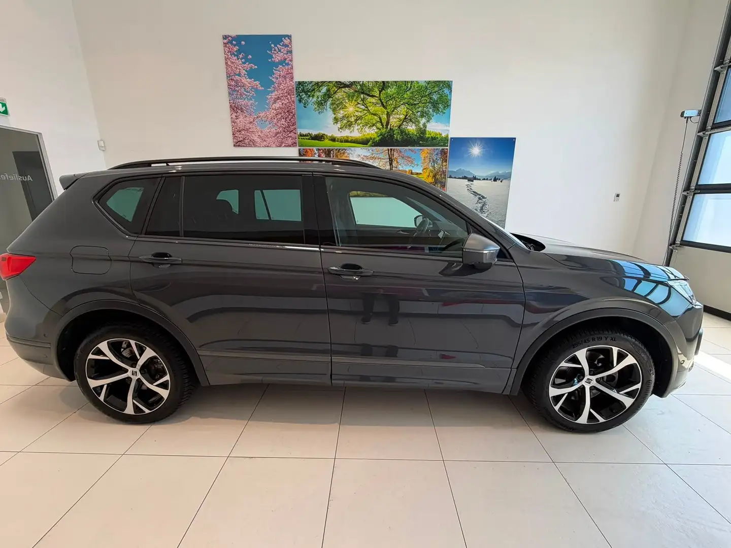 SEAT Tarraco FR e-Hybrid - 2