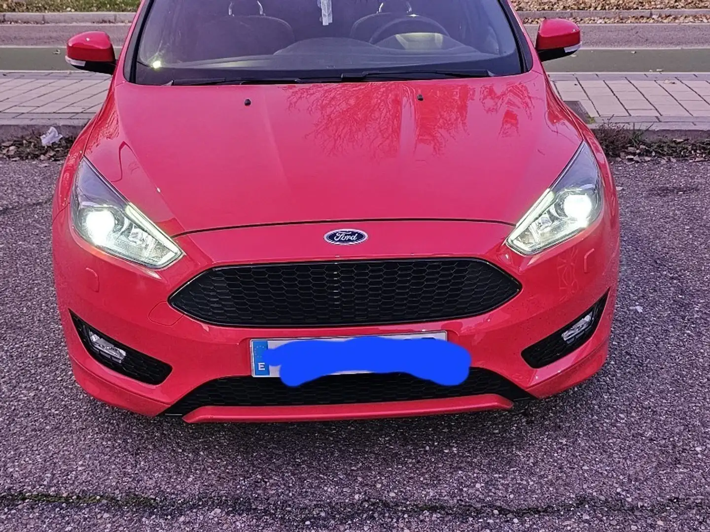 Ford Focus 1.0 Ecoboost Auto-S&S ST-Line 125 Rojo - 1
