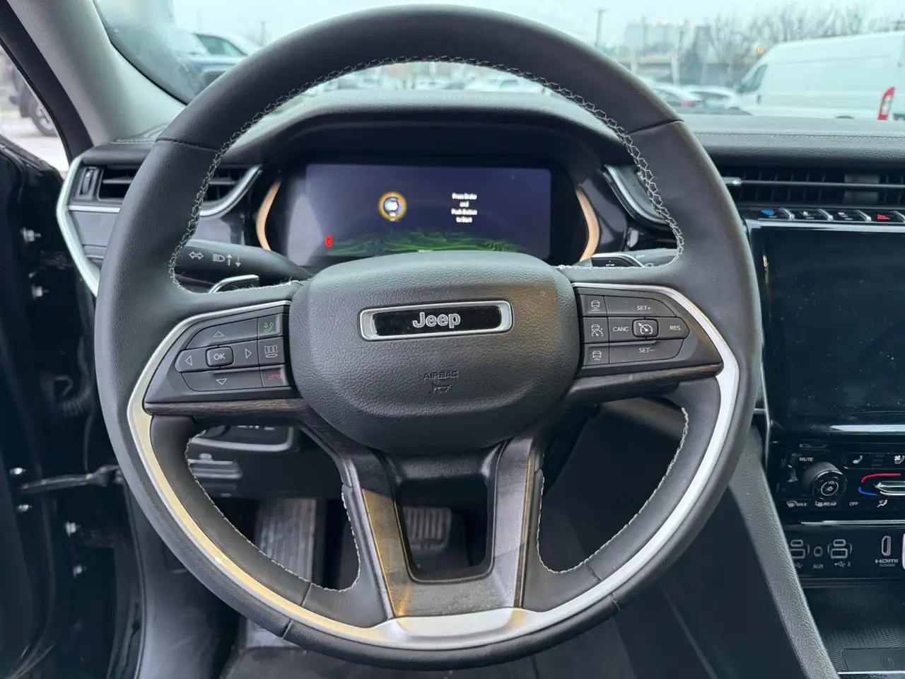 Jeep Grand Cherokee снимка Jeep Grand Cherokee