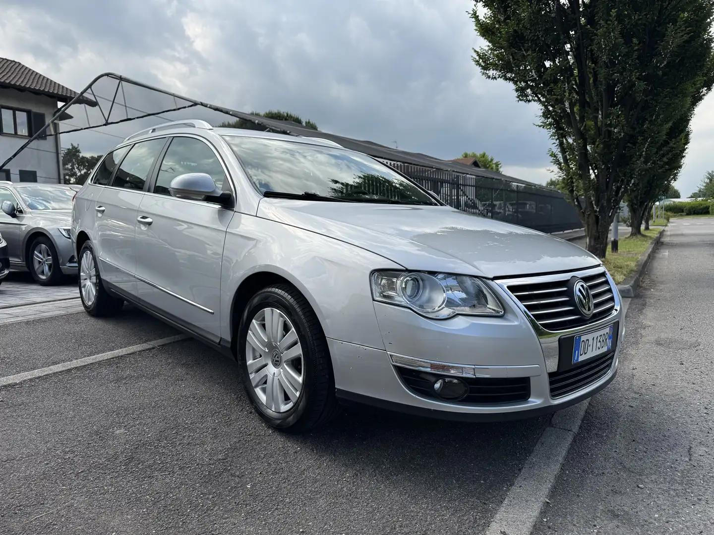 Volkswagen Passat Variant 2.0 tdi Highline Zilver - 1