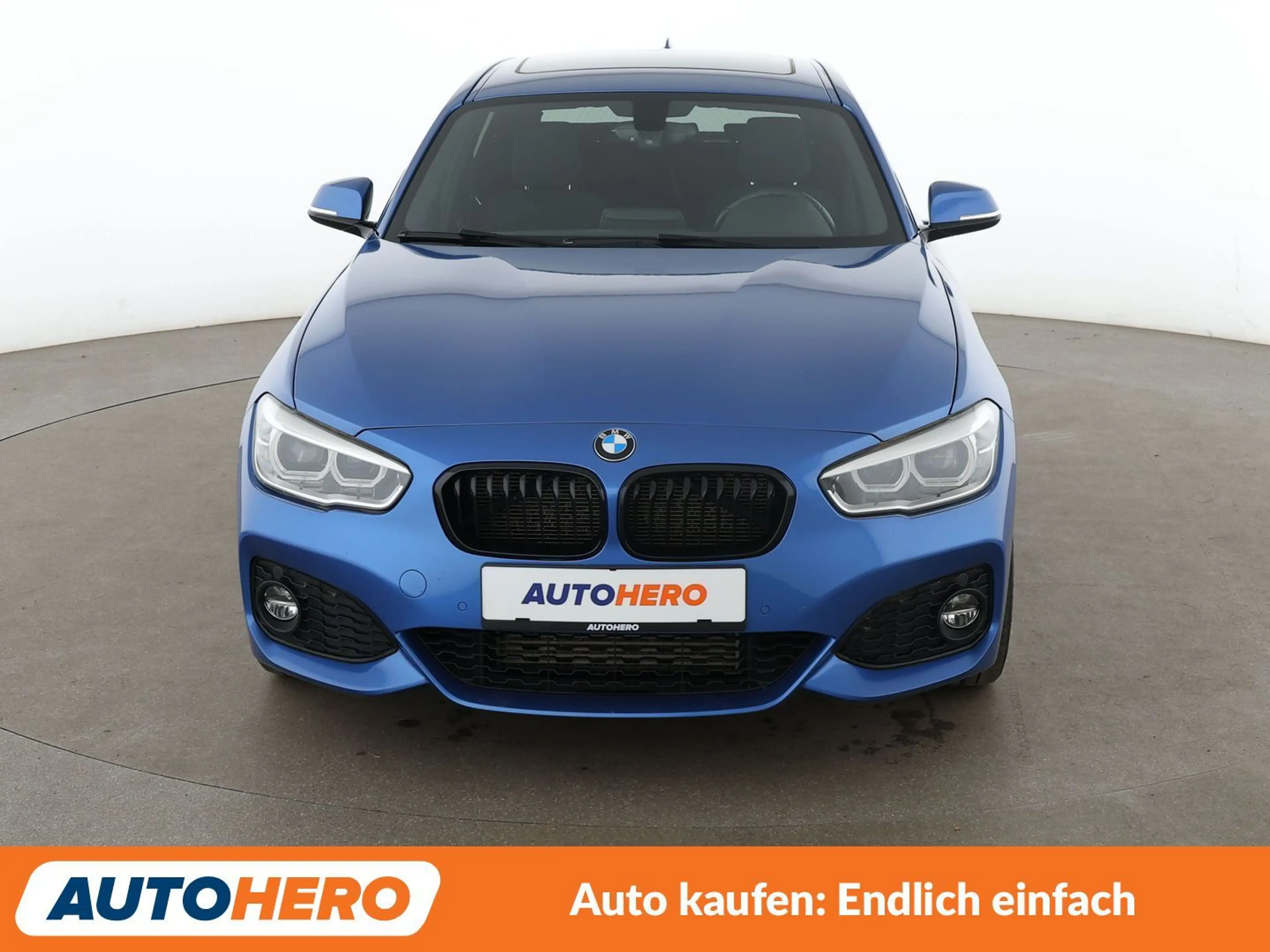 BMW 120 120d M Sport — photo 9