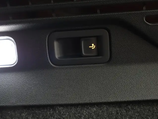 Volkswagen Id.5 view 14