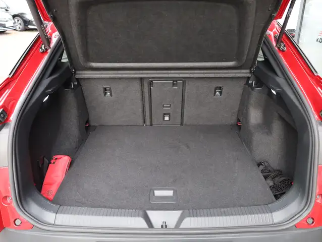 Volkswagen Id.5 view 13