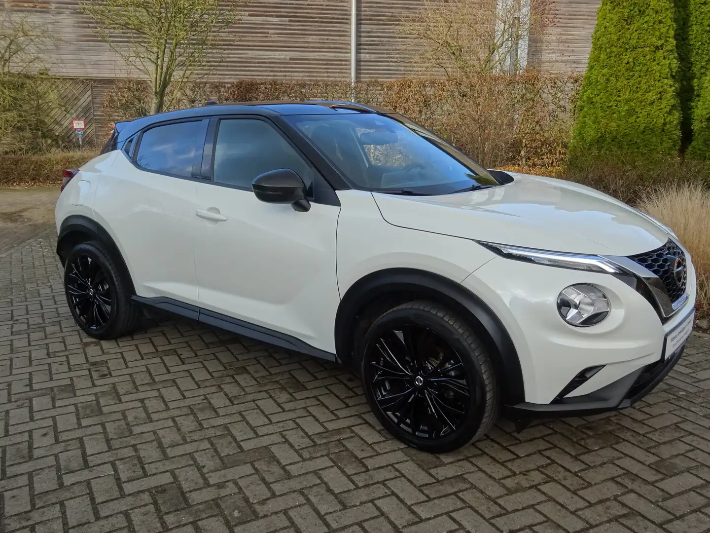 Nissan Juke Enigma Blanc - 1