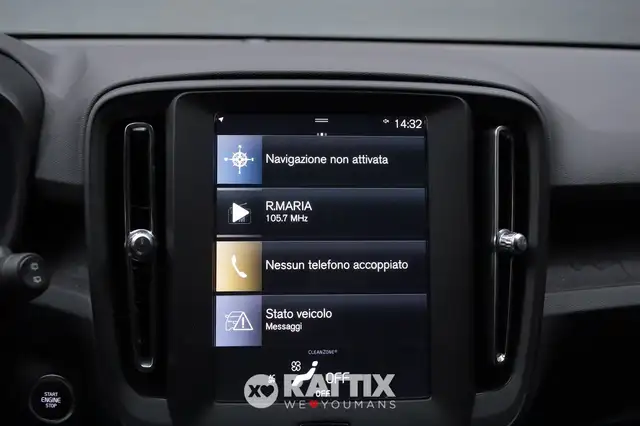 Volvo XC40 view 18