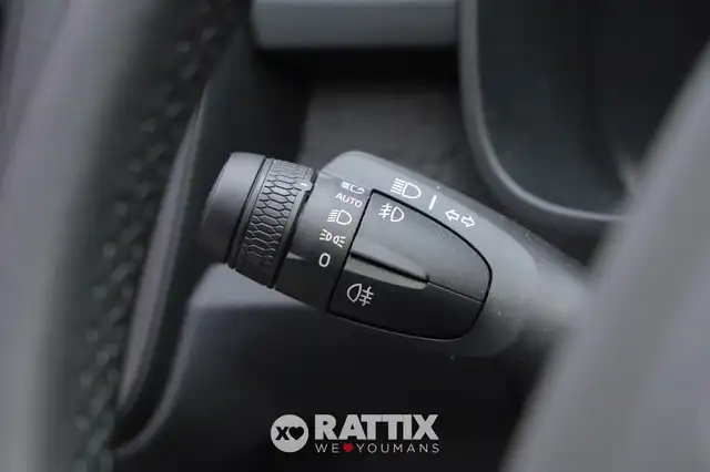 Volvo XC40 view 12