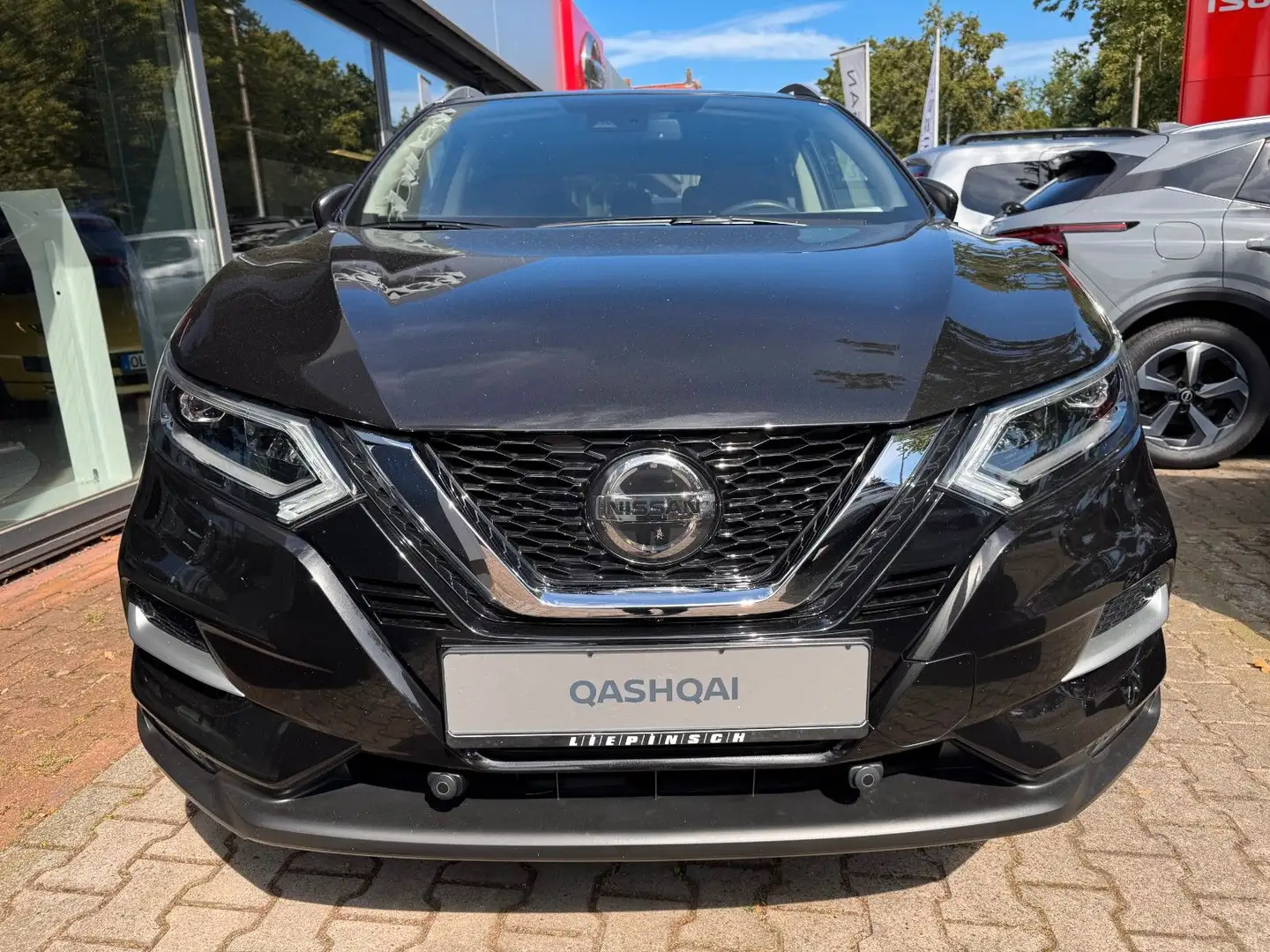 Nissan Qashqai 1.3 N-Connecta Schwarz - 2
