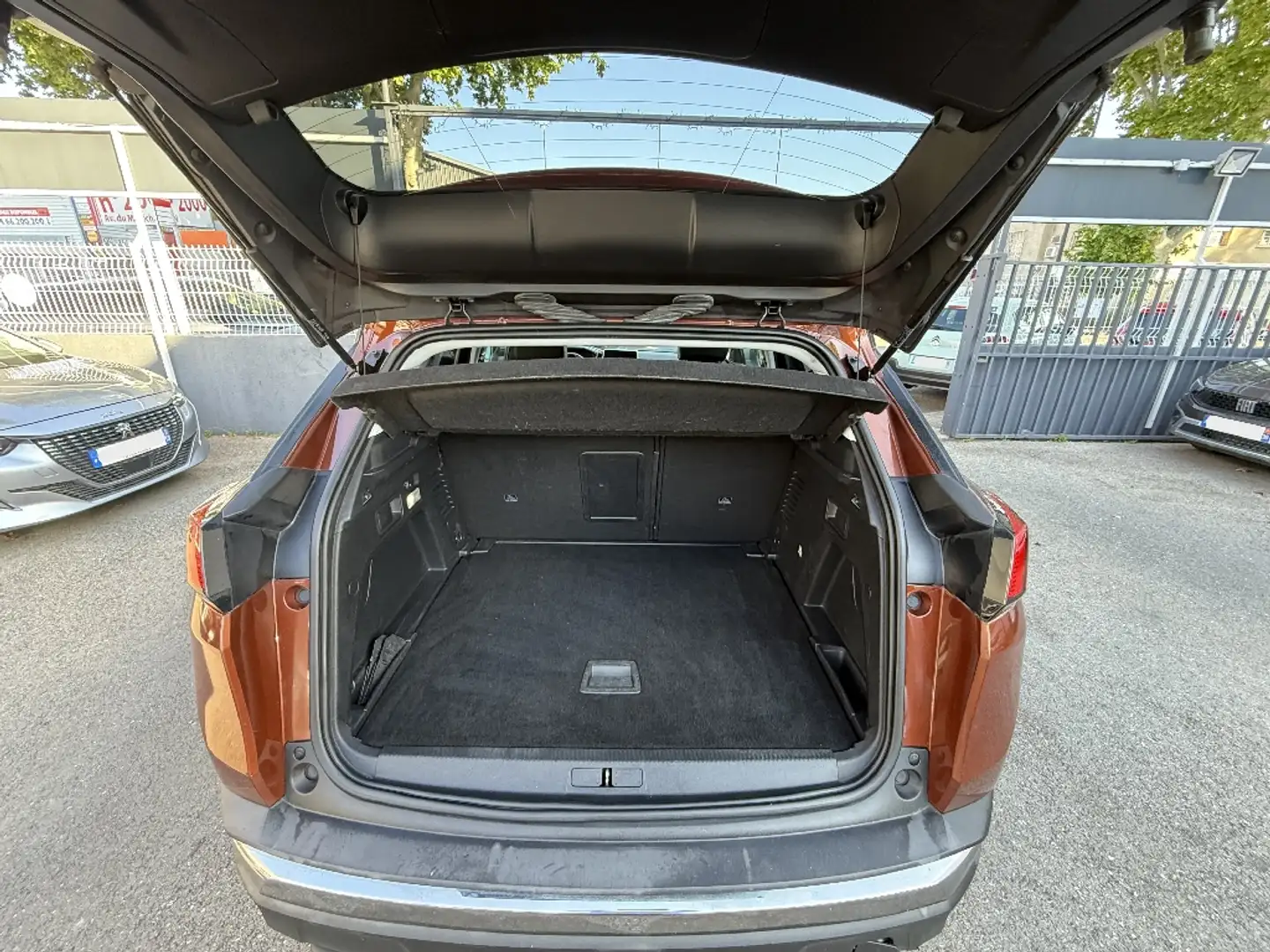 Peugeot 3008 1.2 Puretech 130ch EAT6 Allure - 2