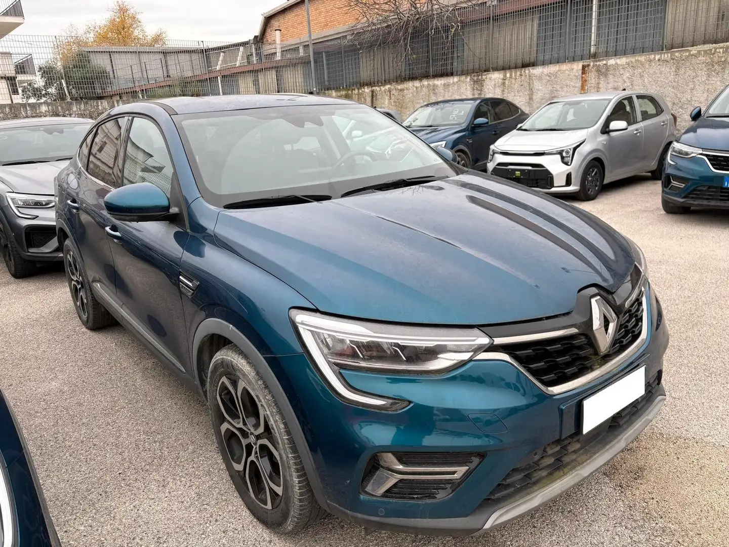 Renault Arkana 1.6 E-Tech full hybrid Intens 145cv *UNIPRO* Blau - 1