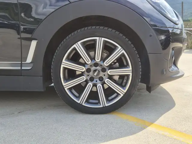 Mini Cooper Cooper view 13