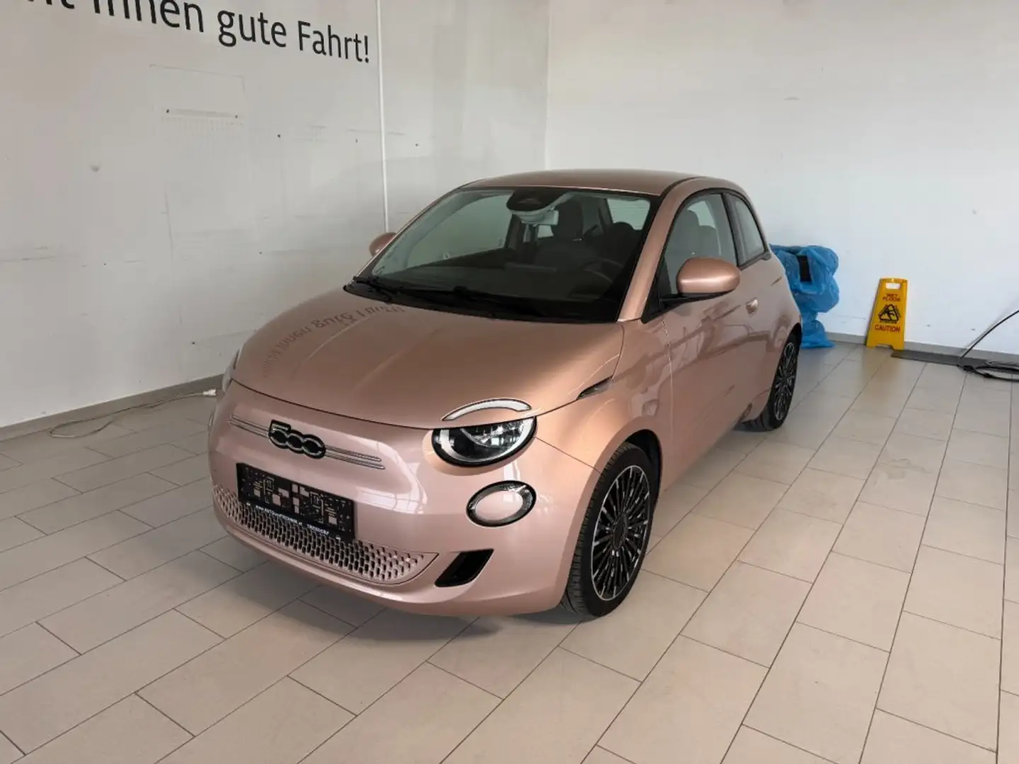 Fiat 500 Elektro ICON Hatchback 87 kW - 42 kWh Gold - 1