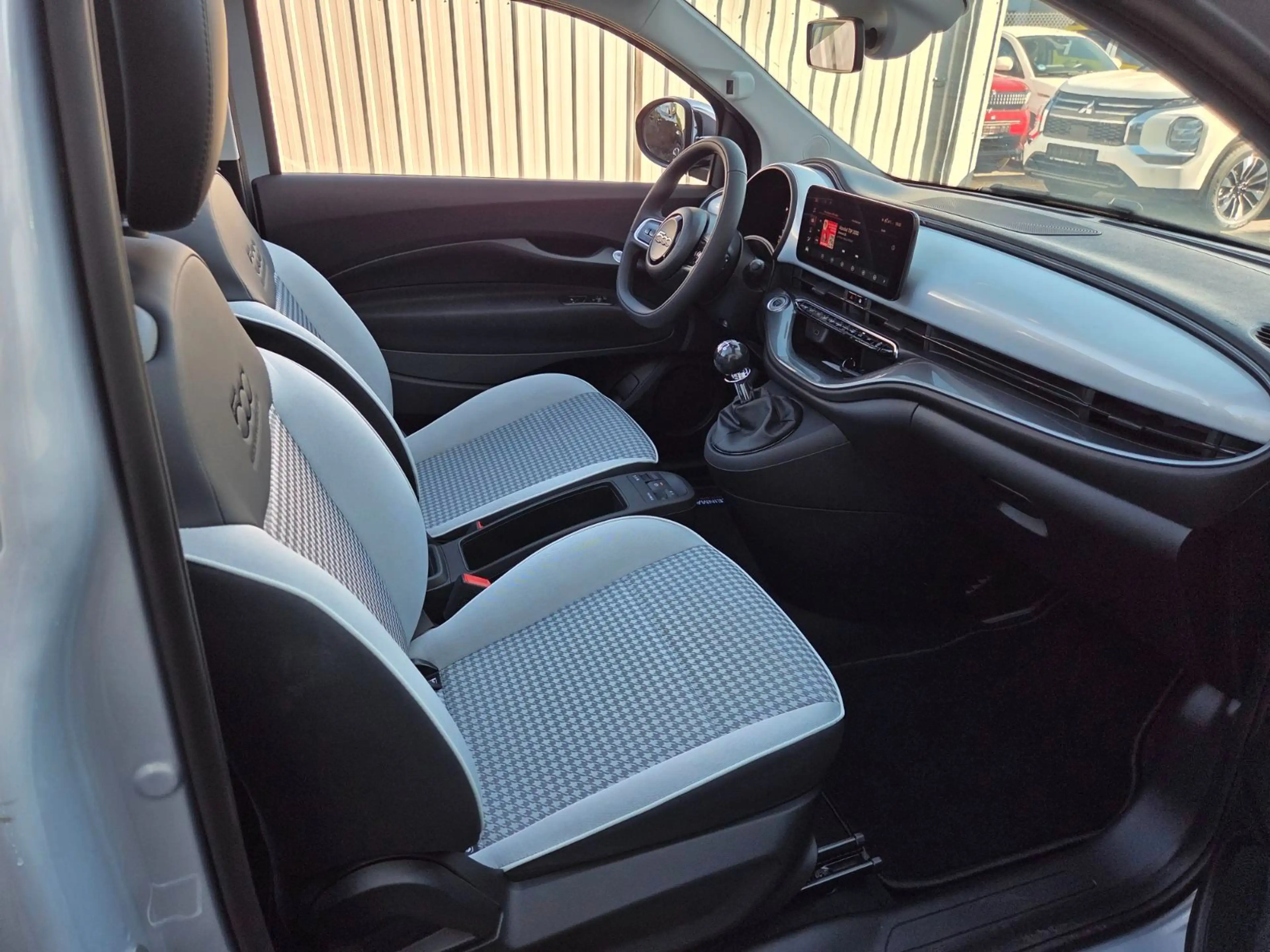 Fiat 500C Hybrid Dolcevita 1.0 GSE 6MT *MY26 — photo 13