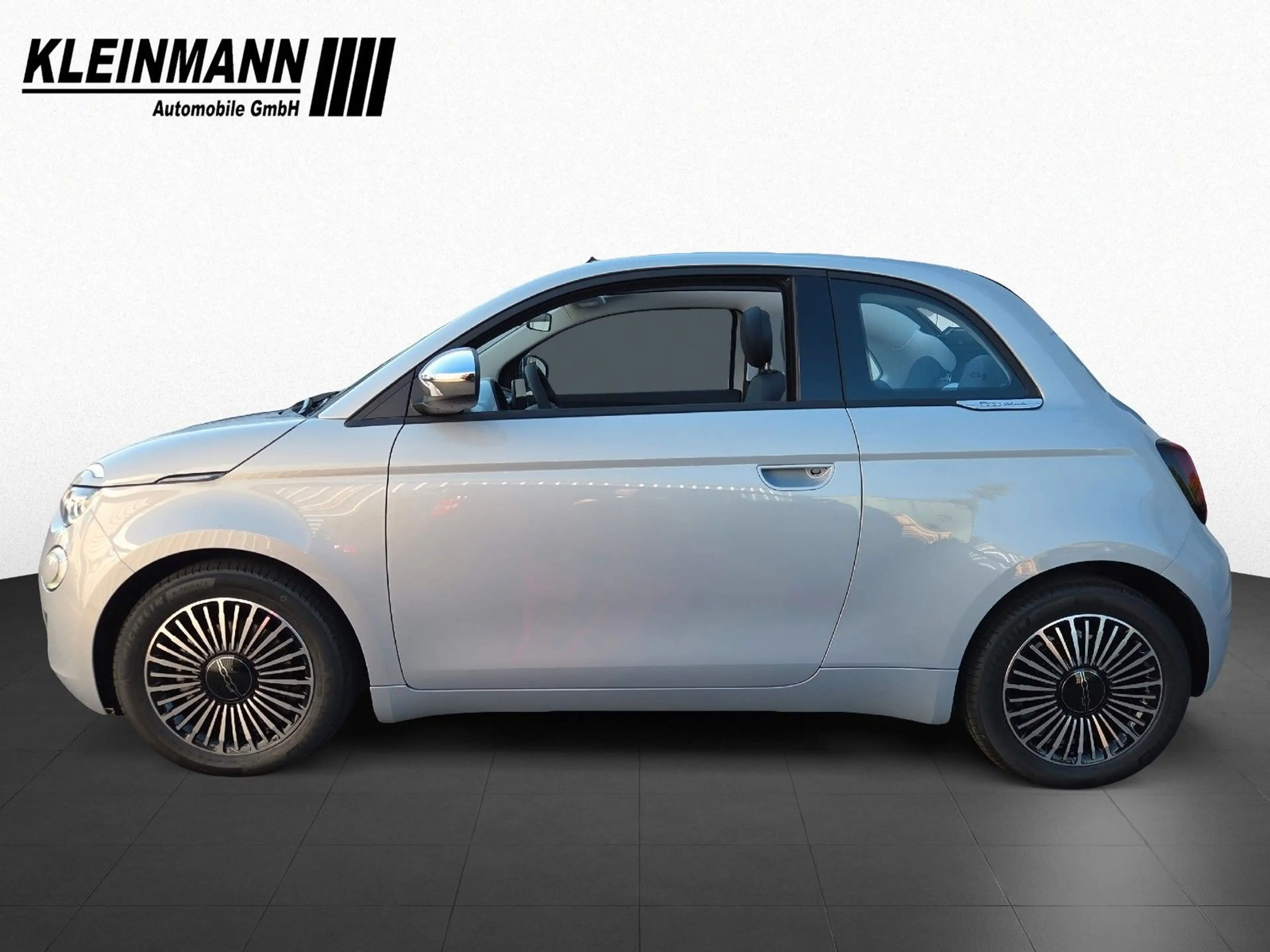 Fiat 500C Hybrid Dolcevita 1.0 GSE 6MT *MY26 — photo 4