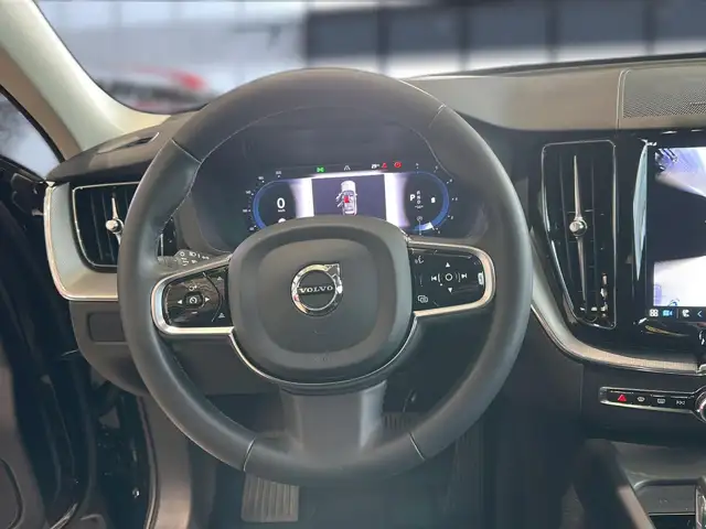 Volvo XC60 view 16