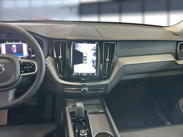 Volvo XC60 view 17