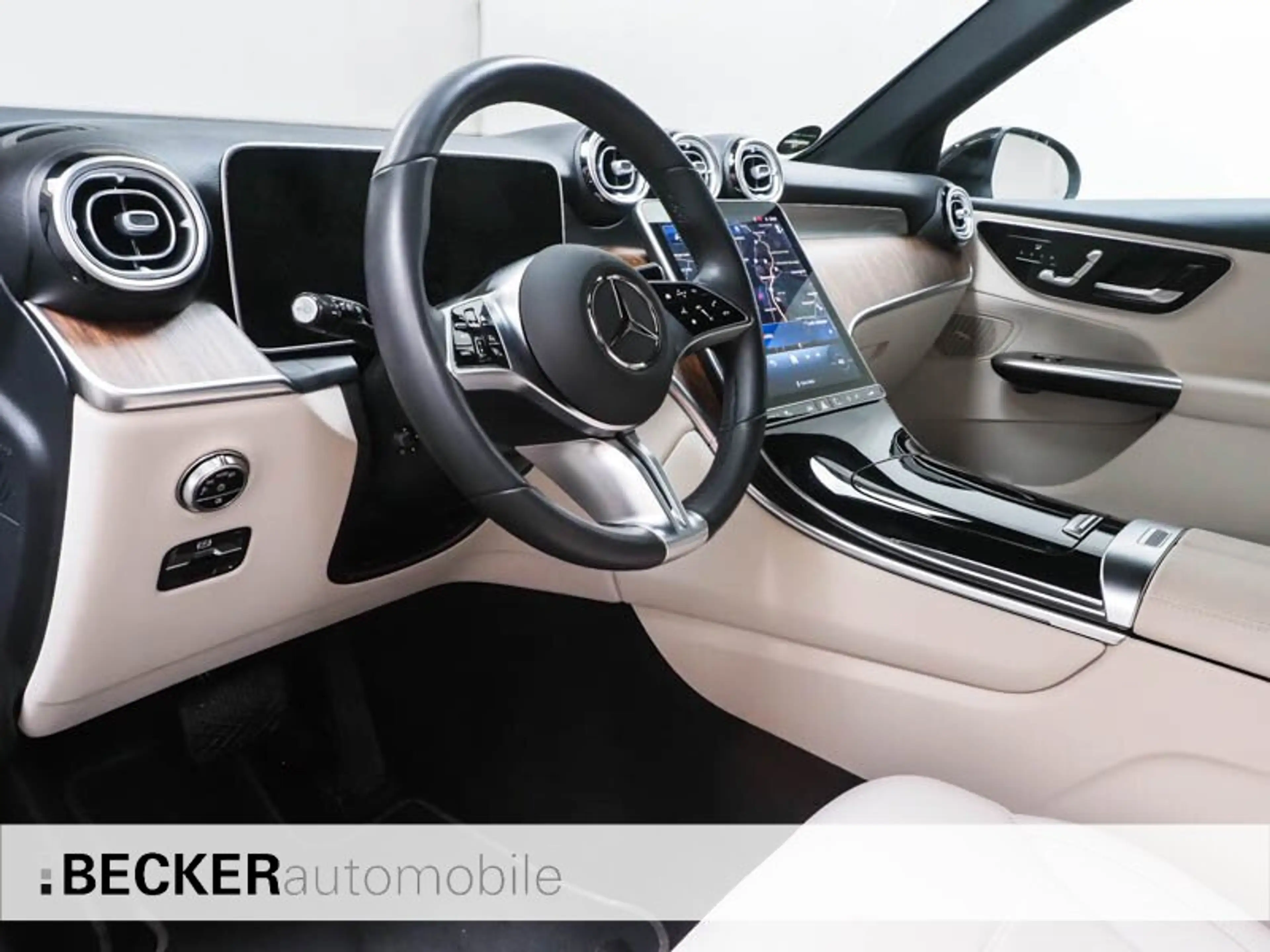 Mercedes-Benz GLC 200 GLC 200 4M AVANTAGARDE PLUS AHK MEMORY WINTERPAK — photo 7