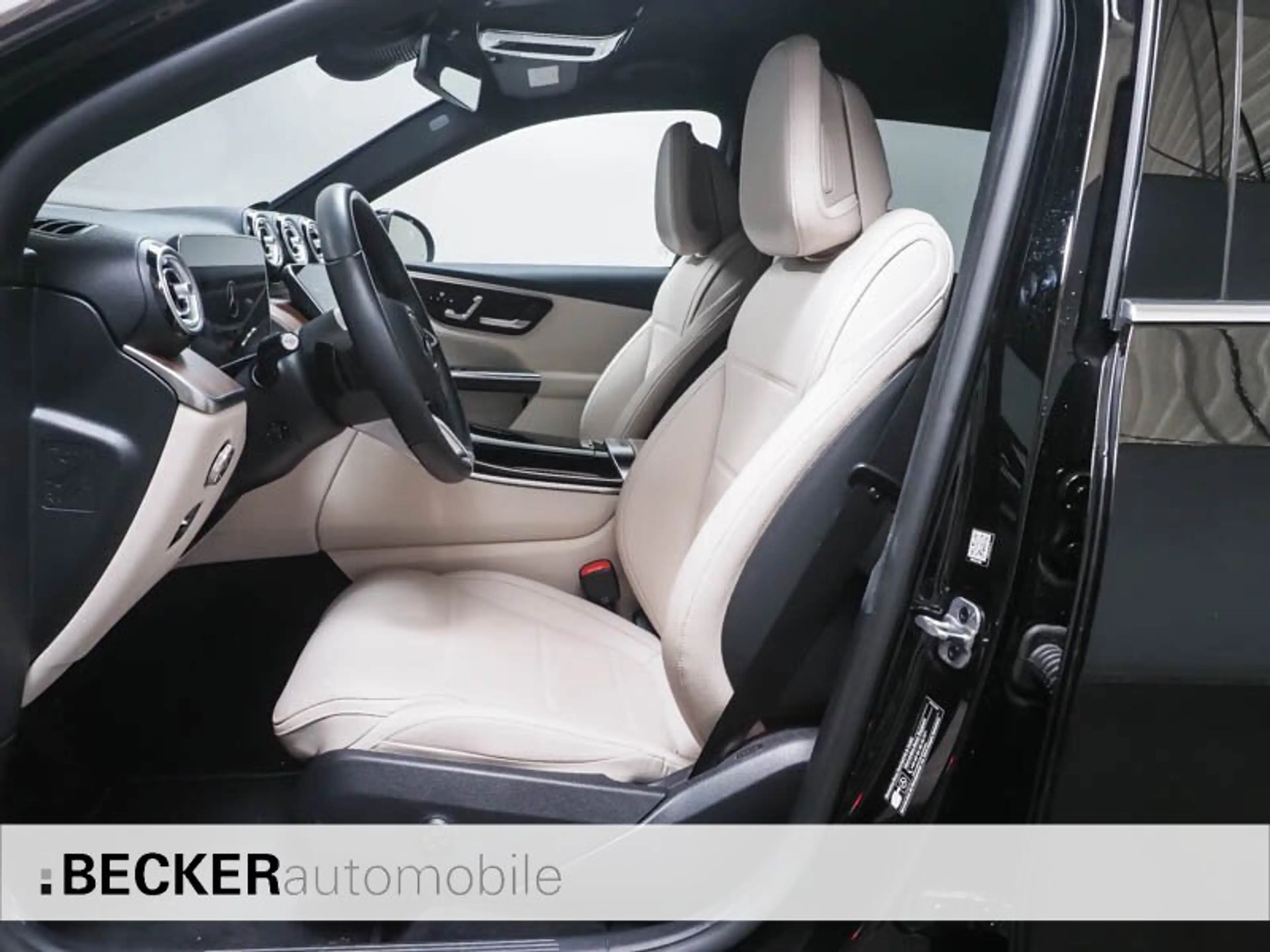 Mercedes-Benz GLC 200 GLC 200 4M AVANTAGARDE PLUS AHK MEMORY WINTERPAK — photo 6