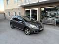 Peugeot 2008 1,2 VTi Allure *1.BESITZ*TEMP*KLIMA*PICKERL NEU* Schwarz - thumbnail 1